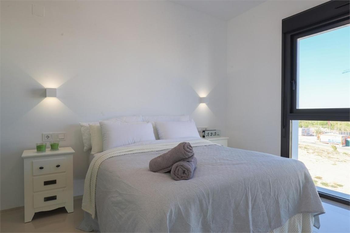Luxury Alicante Arenales Del Sol, Near Beach, Large Solarium, Full Equipement Apartment Arenales del Sol