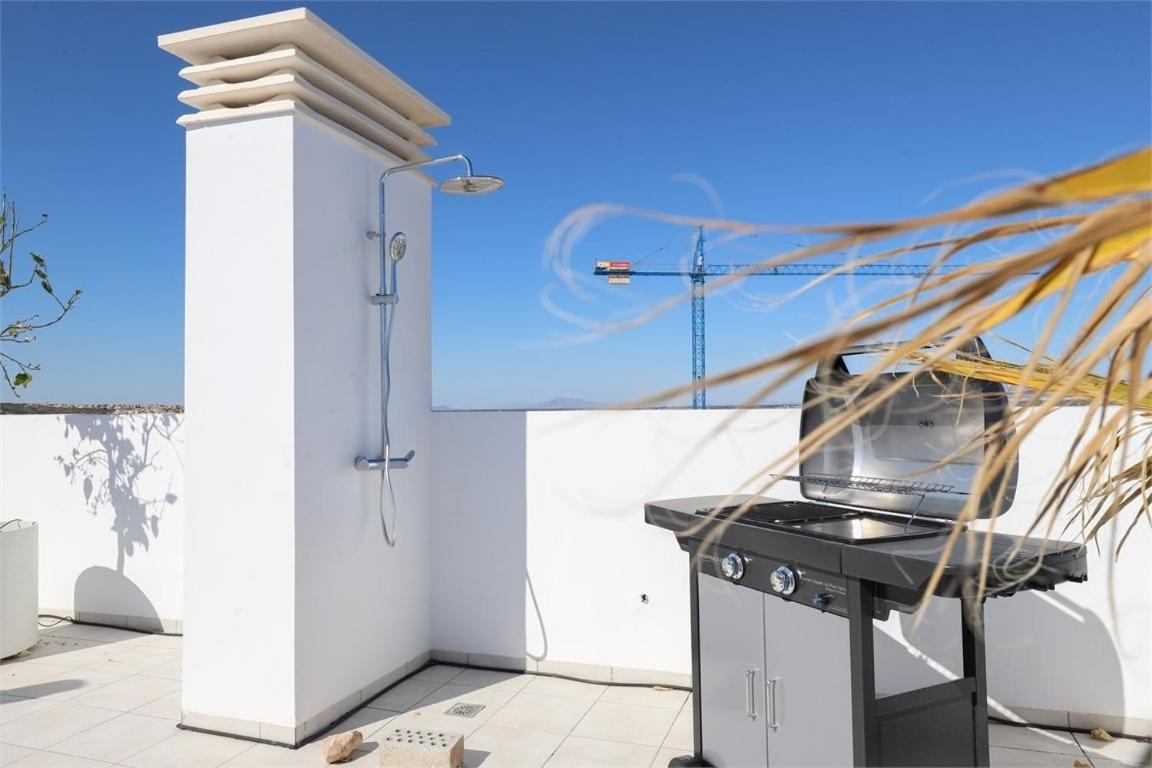 Luxury Alicante Arenales Del Sol, Near Beach, Large Solarium, Full Equipement Apartment